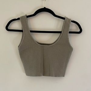 COPY - ARMY GREEN FOREVER 21 SMALL KNIT RIBBED CROP TOP GREAT CONDITION
